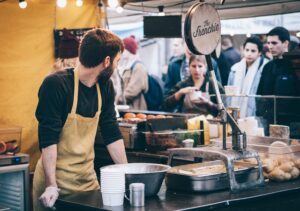 big food festival é um festival com diversas comidas gigantes