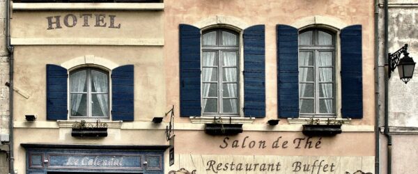 Hotéis devem seguir novas regras de check-in e check-out